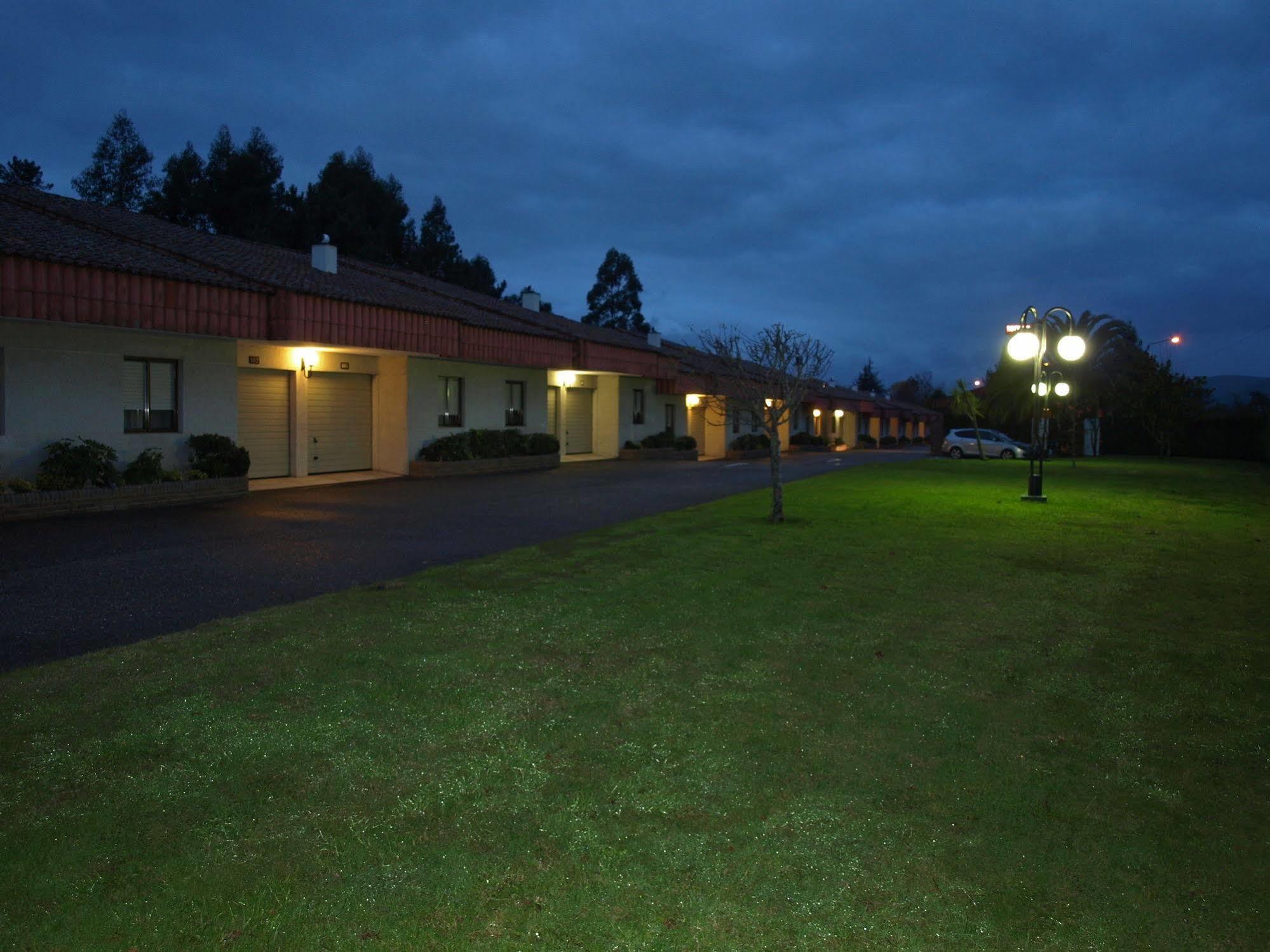 Motel Aeropuerto Vigo Ngoại thất bức ảnh