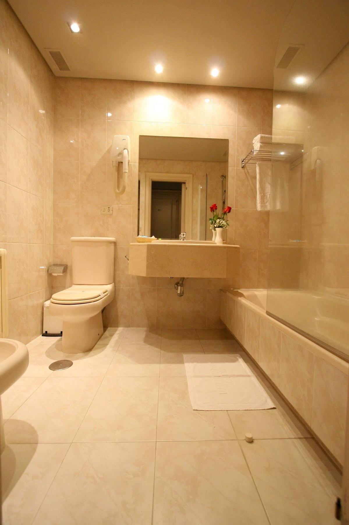 Motel Aeropuerto Vigo Ngoại thất bức ảnh